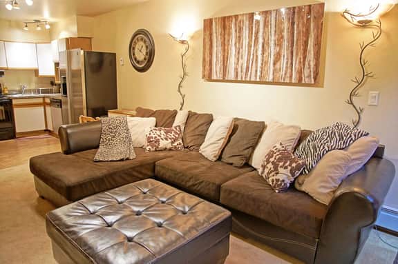 Lion Square Lodge #2 (327135)