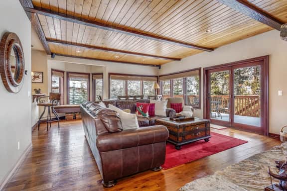 Live ColorFull Lodge (396492)