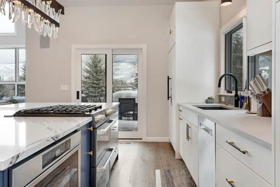 Hillside Court Chalet East (585374)