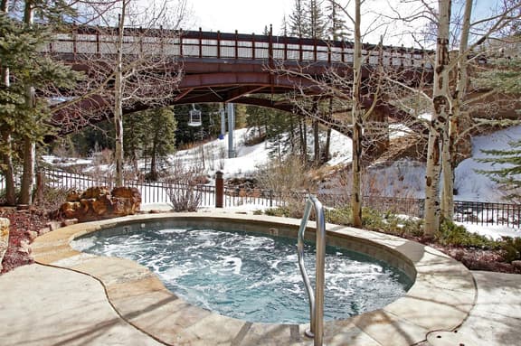 Lion Square Lodge #277 (208804-8587)