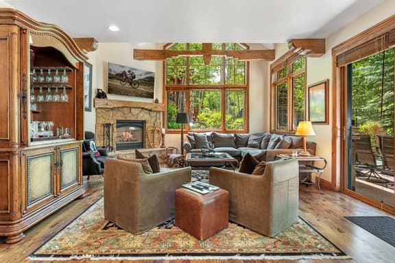 Arrowhead Village Townhomes F1 (319293)