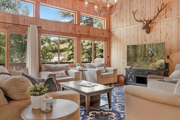 Booth Falls Retreat (554063) - Image 1